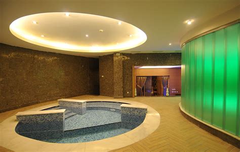 Gold spa center